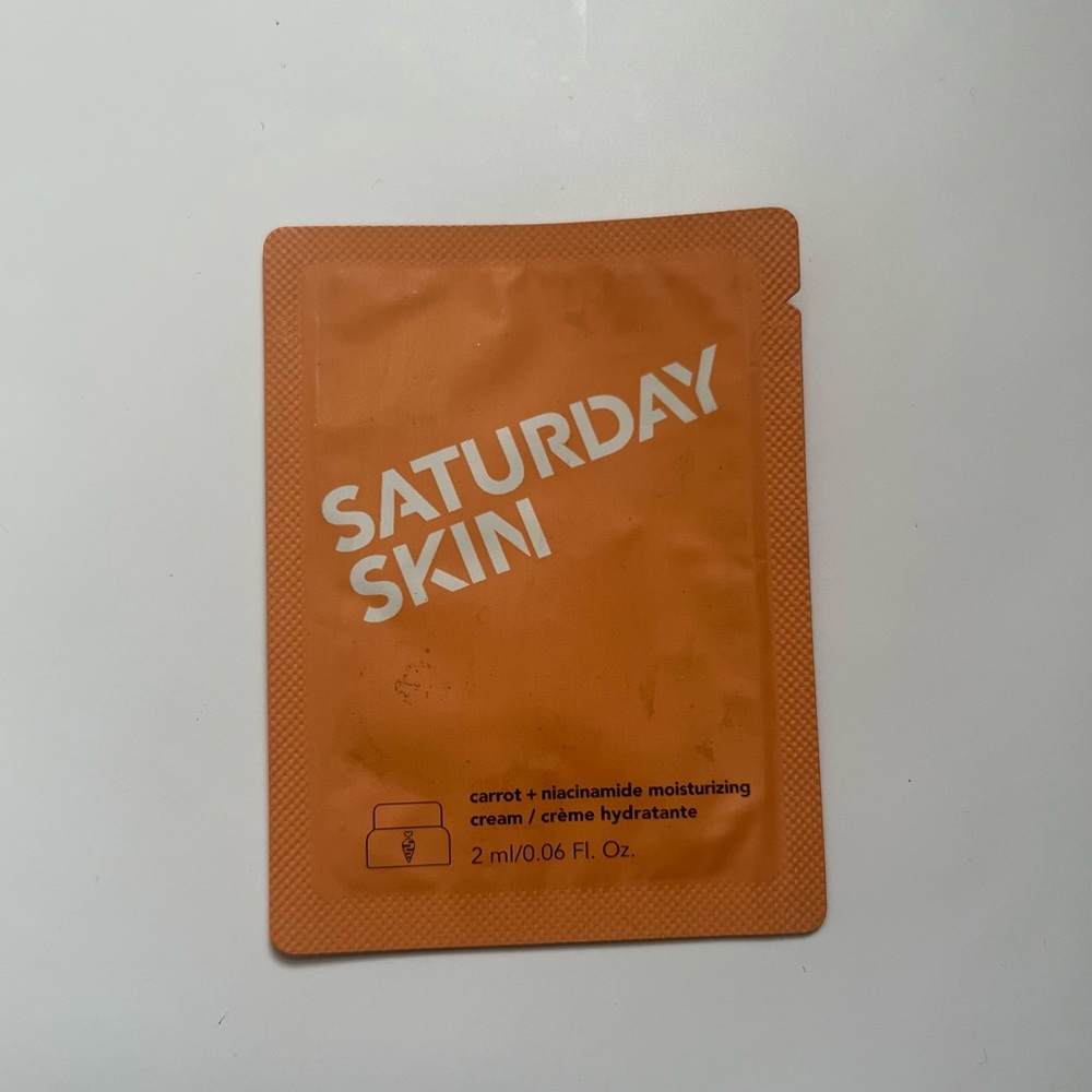 4/$12 Saturday Skin Carrot + Niacinamide Moisturizing Cream Sample